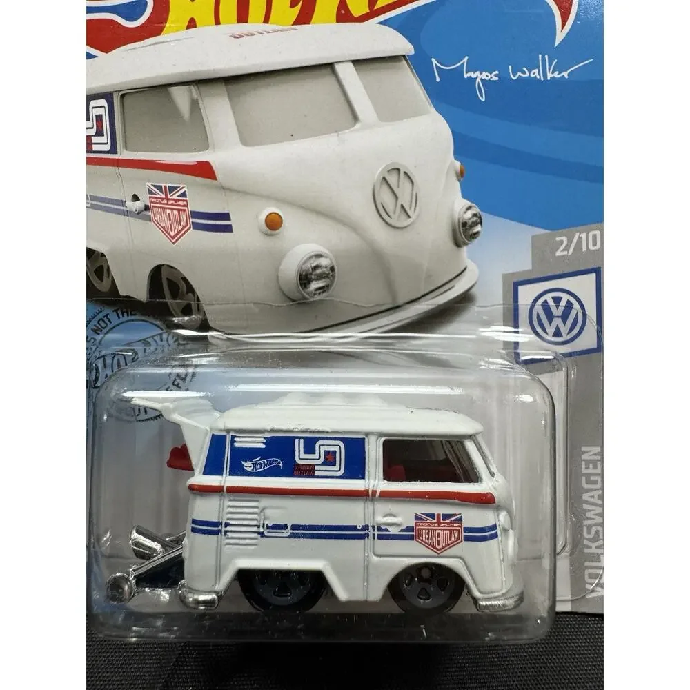 Hot Wheels 2019 Volkswagen Kool Kombi White Magnus Walker Urban Outlaw #136 2/10